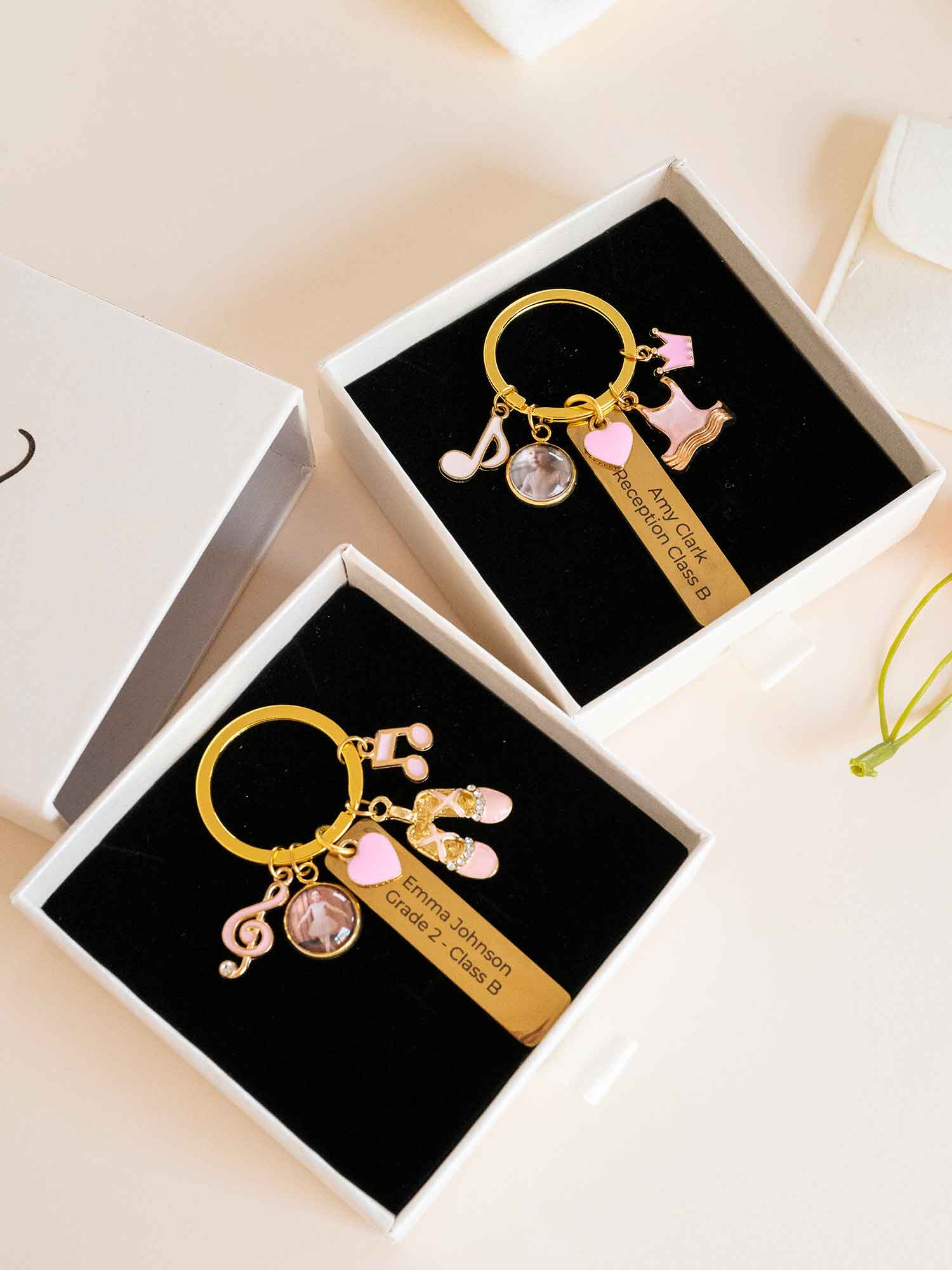 Personalized Ballet Photo bag Clasps : Engraved Ballet shoes Tutu Charm Keychain